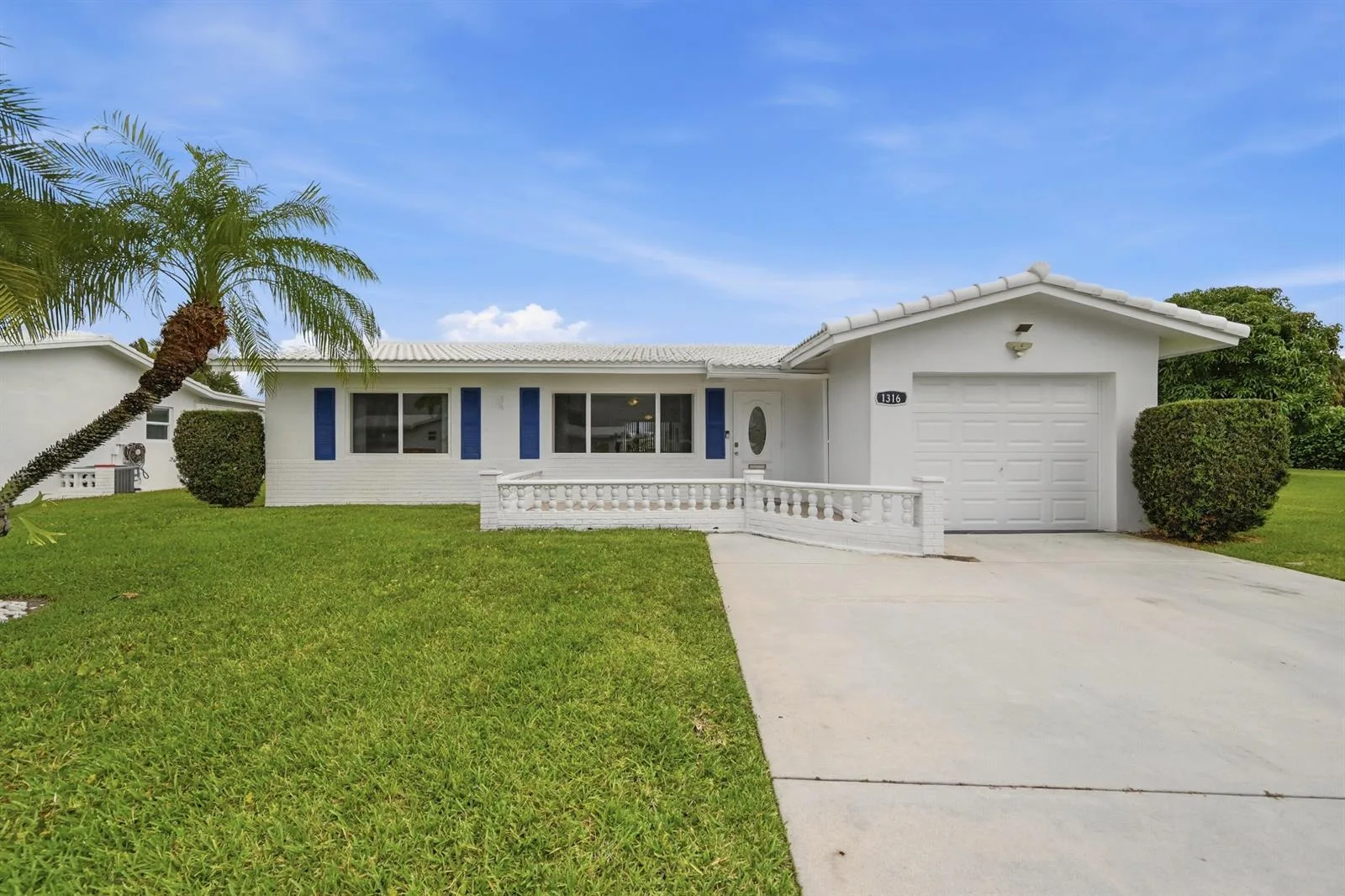 1316 SW 23rd Street, Boynton Beach, FL 33426