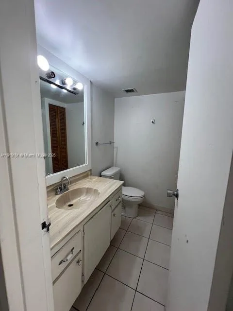 13499 Biscayne Blvd # 602, North Miami, FL 33181 photo 2