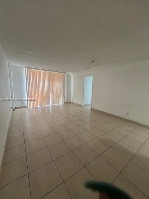 13499 Biscayne Blvd # 602, North Miami, FL 33181 photo 3