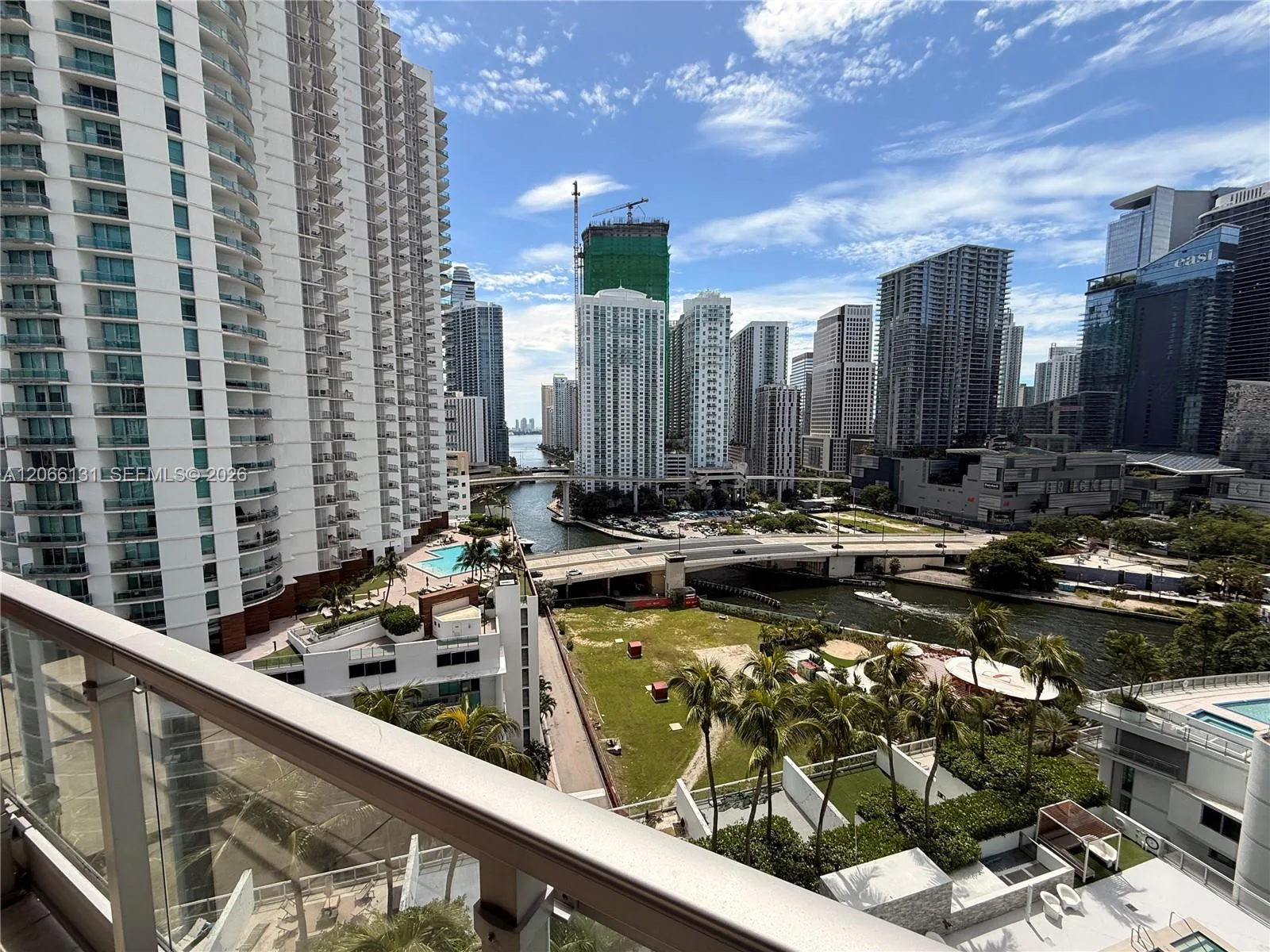 90 SW 3rd St # 1801, Miami, FL 33130 photo 4