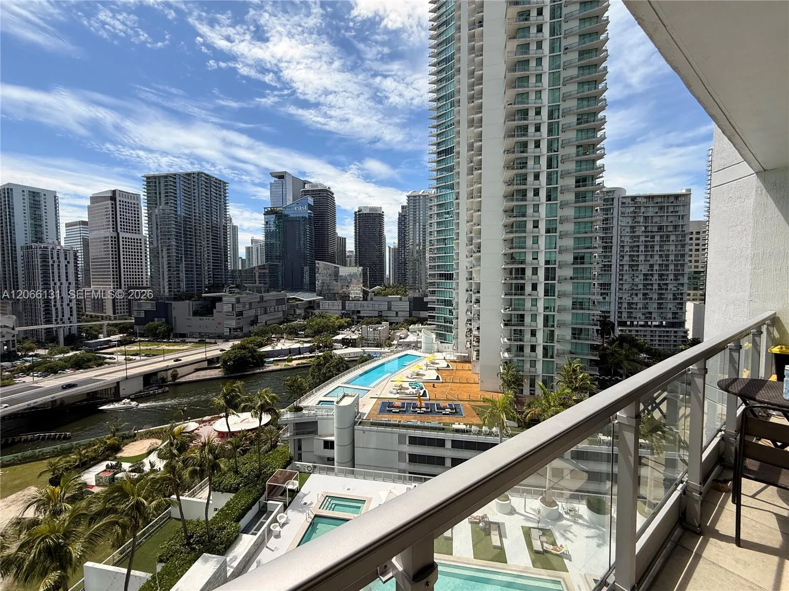 90 SW 3rd St # 1801, Miami, FL 33130 photo 5