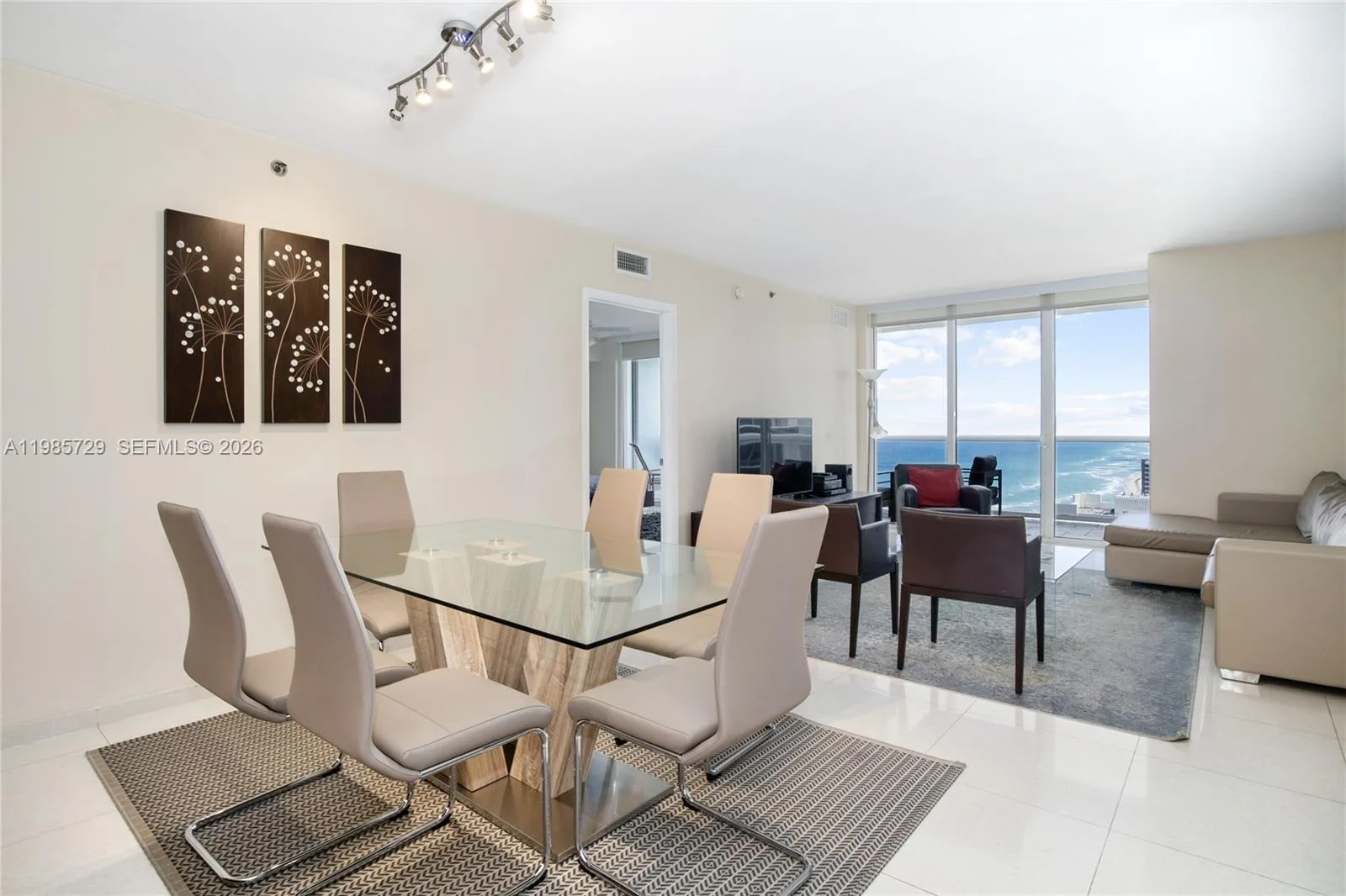 1830 S OCEAN DR # 3204, Hallandale Beach, FL 33009