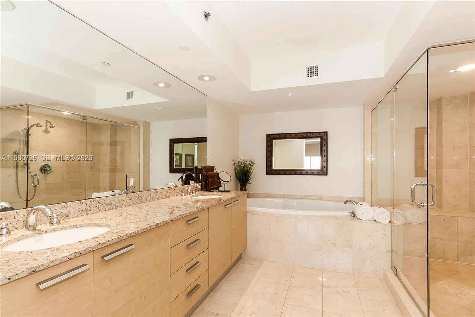 1830 S OCEAN DR # 3204, Hallandale Beach, FL 33009 photo 12