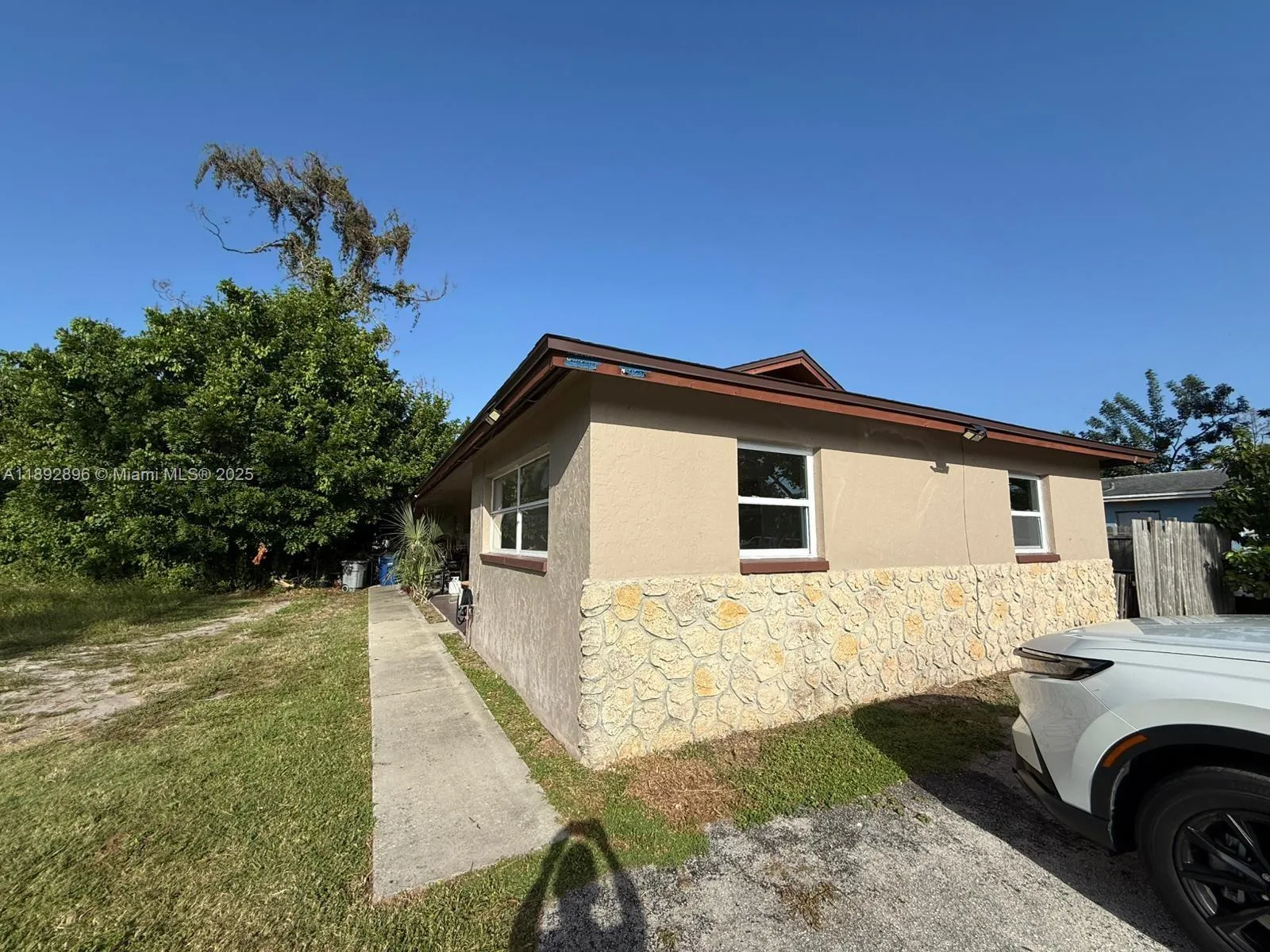 5436 Tenth Ave # A, Fort Myers, FL 33907 photo 2