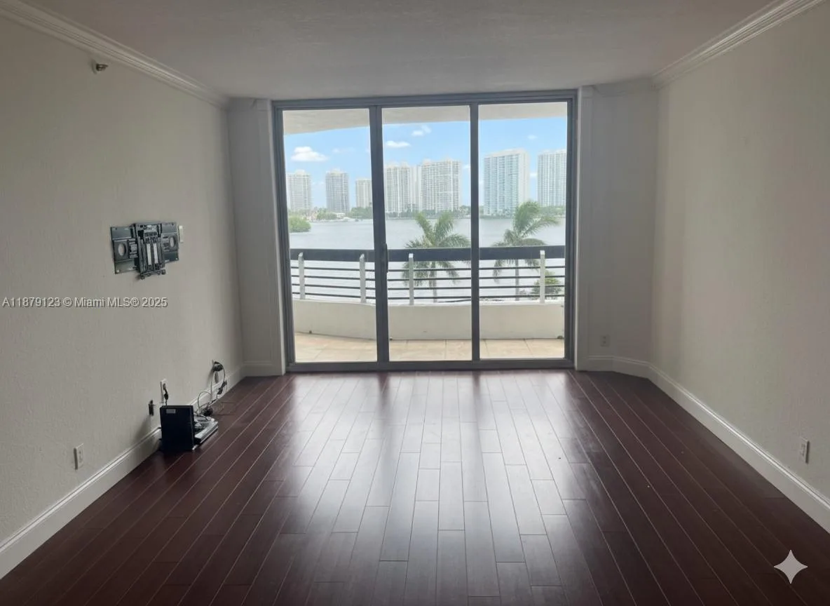 3600 Mystic Pointe Dr # 604, Aventura, FL 33180 photo 6