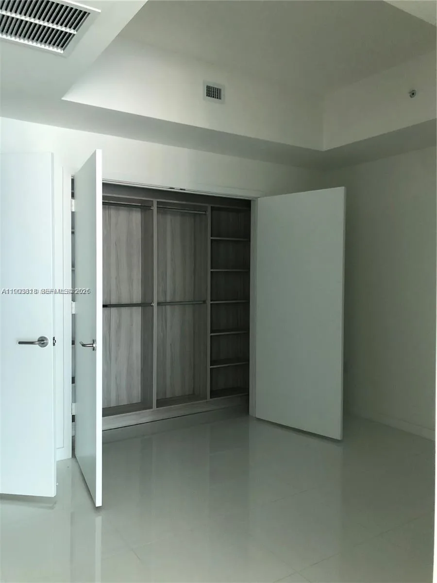 851 NE 1st Ave # 2206, Miami, FL 33132 photo 10