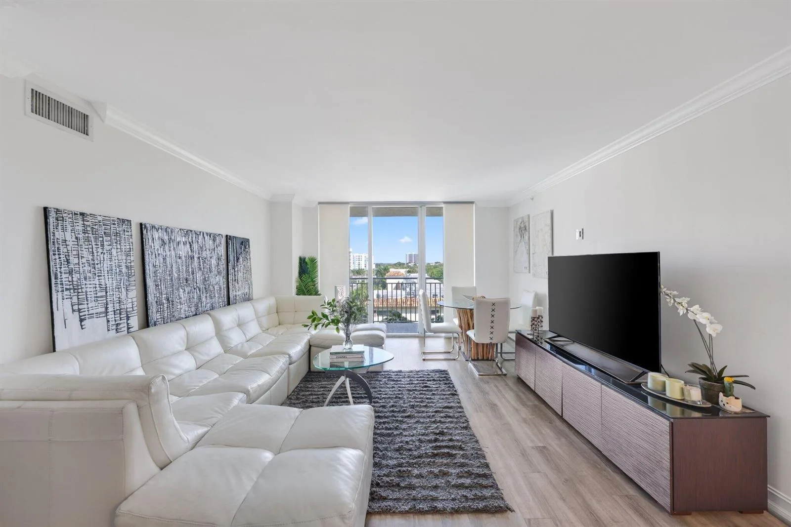 99 SE Mizner Boulevard # 609, Boca Raton, FL 33432