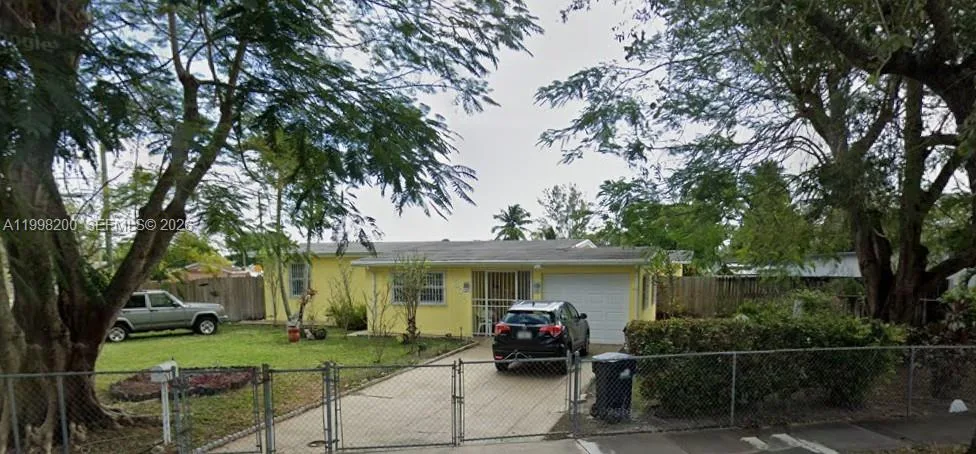 4401 SW 112th Ave, Miami, FL 33165