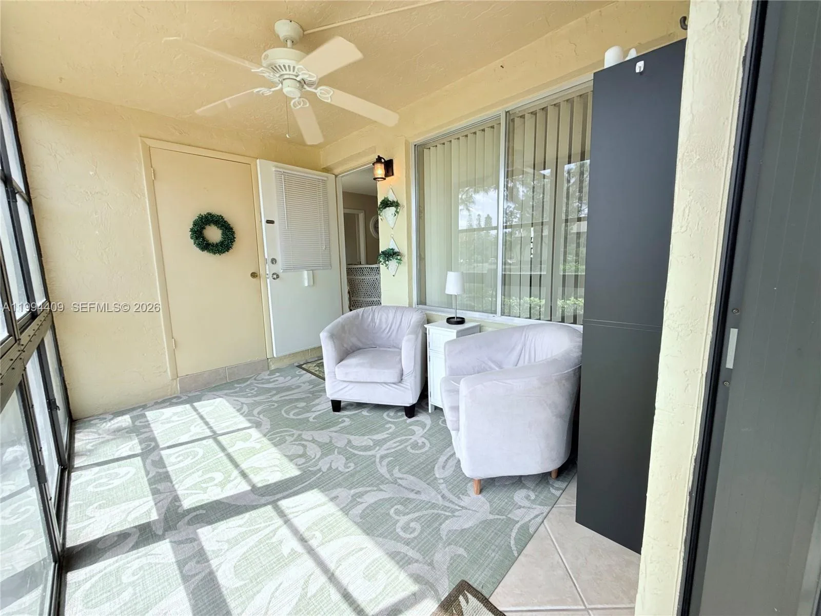340 Pine Ridge Cir # C-1, Green Acres, FL 33463 photo 3