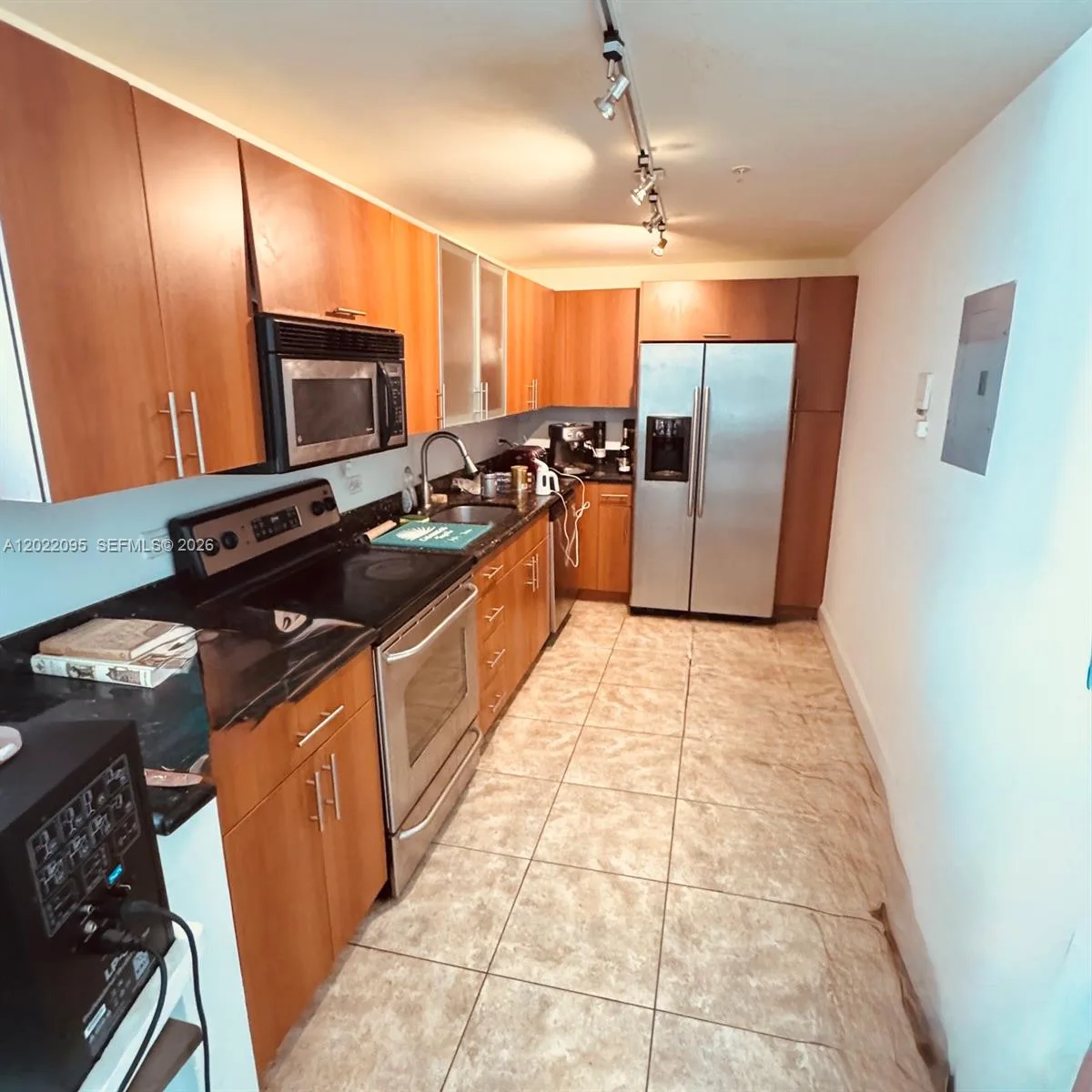 7501 E Treasure Dr # 7R, North Bay Village, FL 33141 photo 11