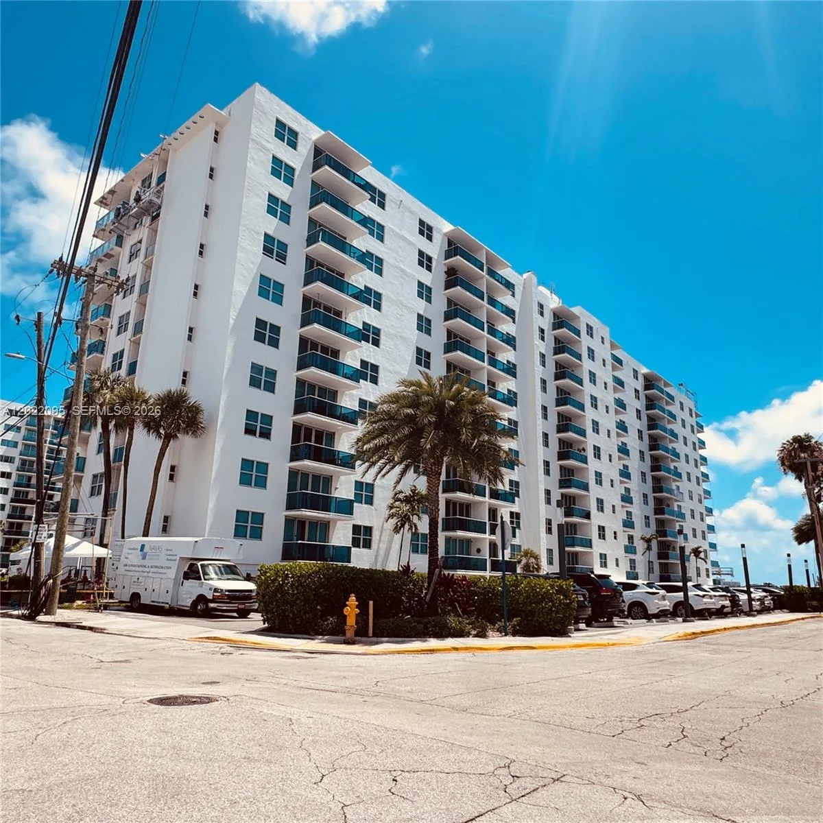 7501 E Treasure Dr # 7R, North Bay Village, FL 33141 photo 6
