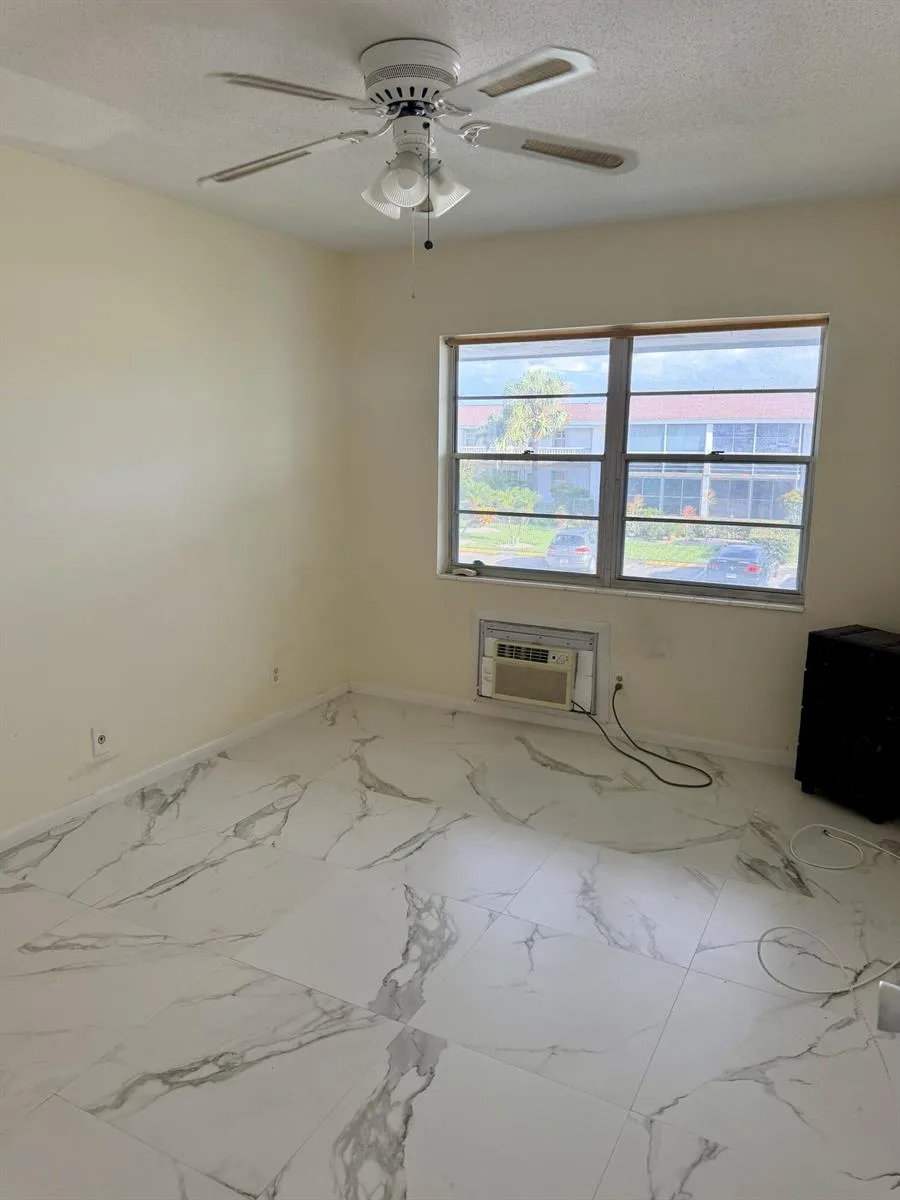 66 Coventry C, West Palm Beach, FL 33417 photo 5