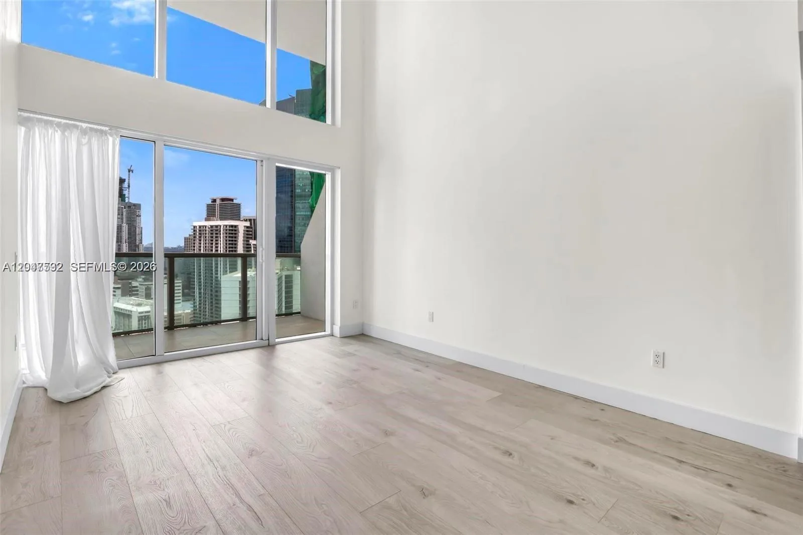 41 SE 5th St # 1709, Miami, FL 33131 photo 2