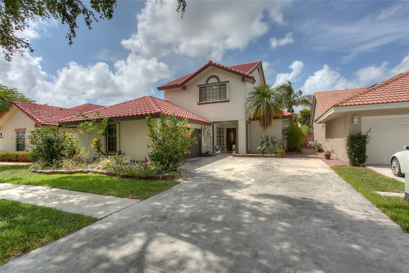 9521 NW 18th Mnr, Plantation, FL 33322