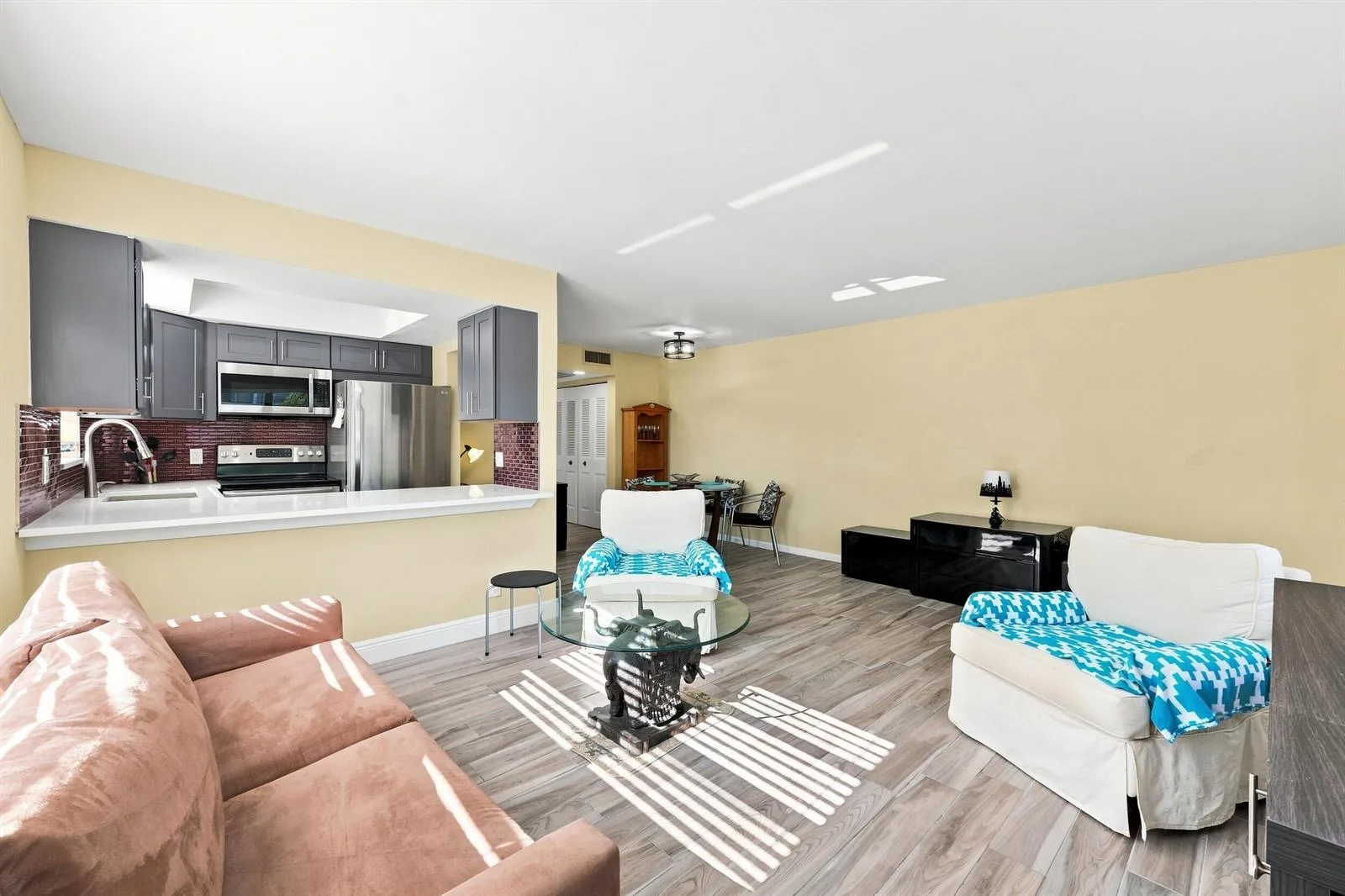 197 Sussex K, West Palm Beach, FL 33417 photo 9