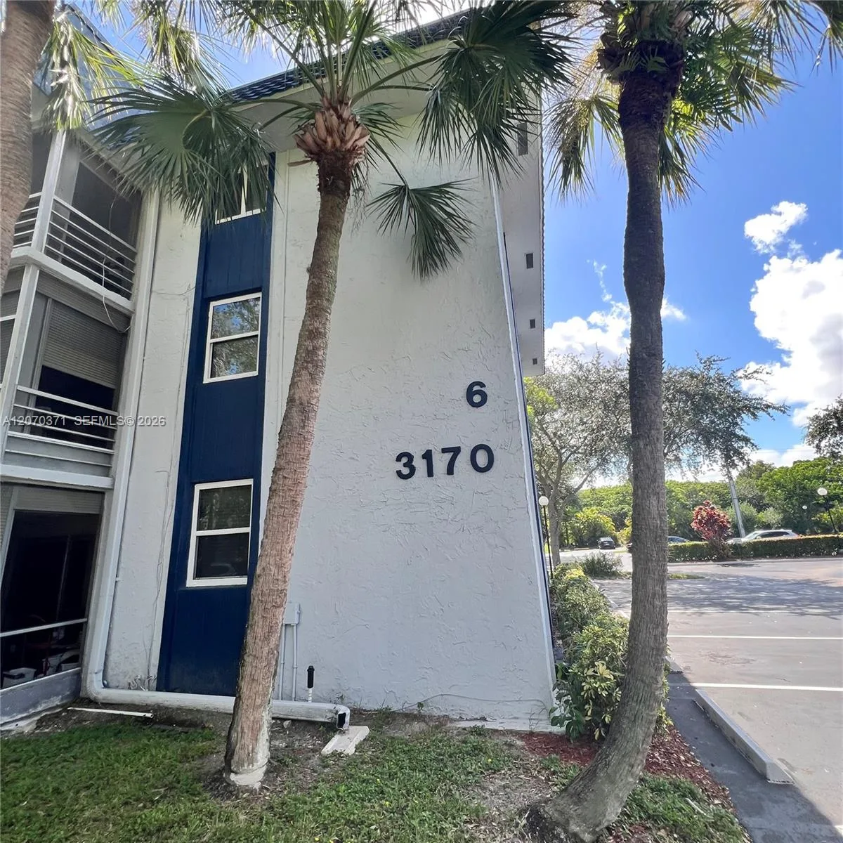3170 Holiday Springs Blvd # 6-105, Margate, FL 33063