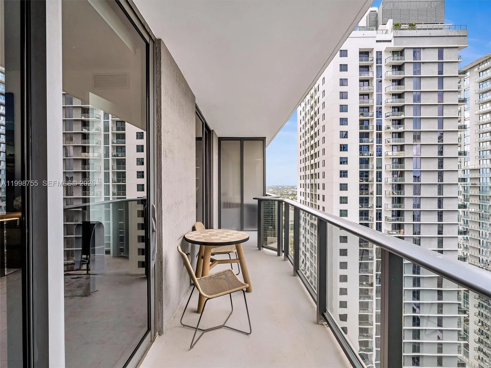 45 SW 9th St # 3609, Miami, FL 33130 photo 13