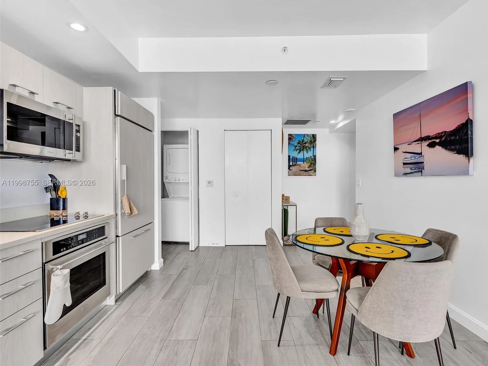 45 SW 9th St # 3609, Miami, FL 33130 photo 5