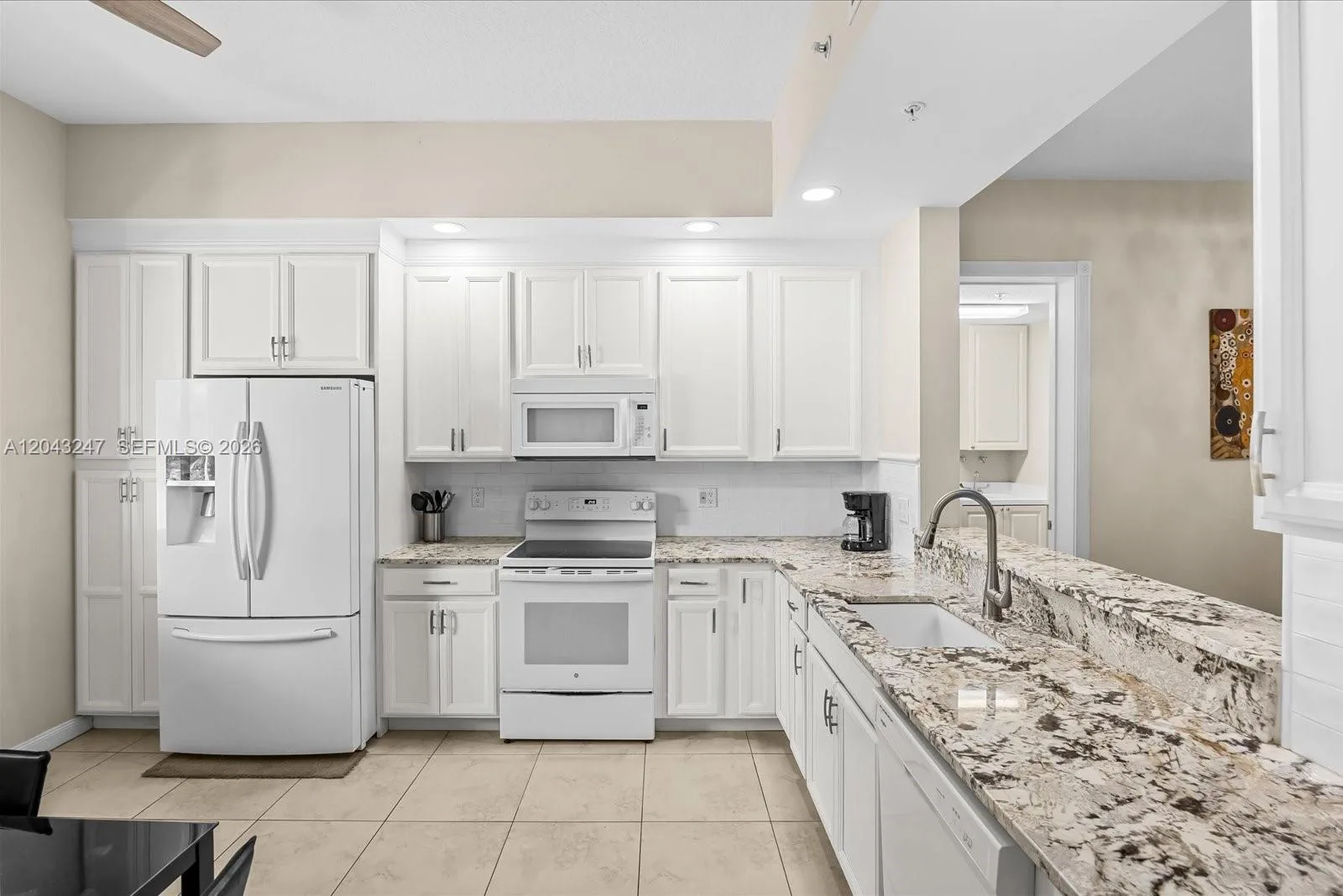 38 Harbour Isle Dr E # Unit 104, Fort Pierce, FL 34949 — zdjęcie 3