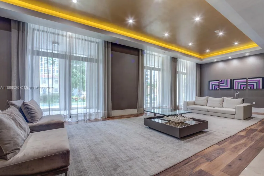 718 Valencia Ave # 202, Coral Gables, FL 33134 photo 5