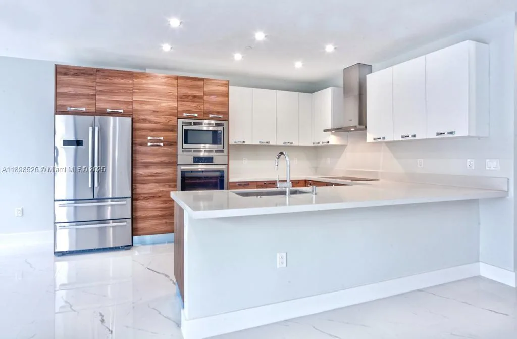 718 Valencia Ave # 202, Coral Gables, FL 33134 photo 9