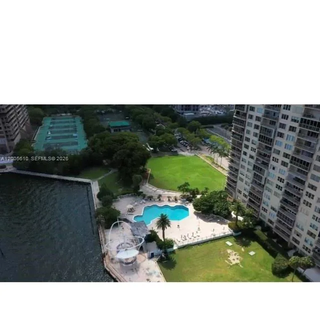 11111 biscayne blvd # 1815, Miami, FL 33181 photo 2