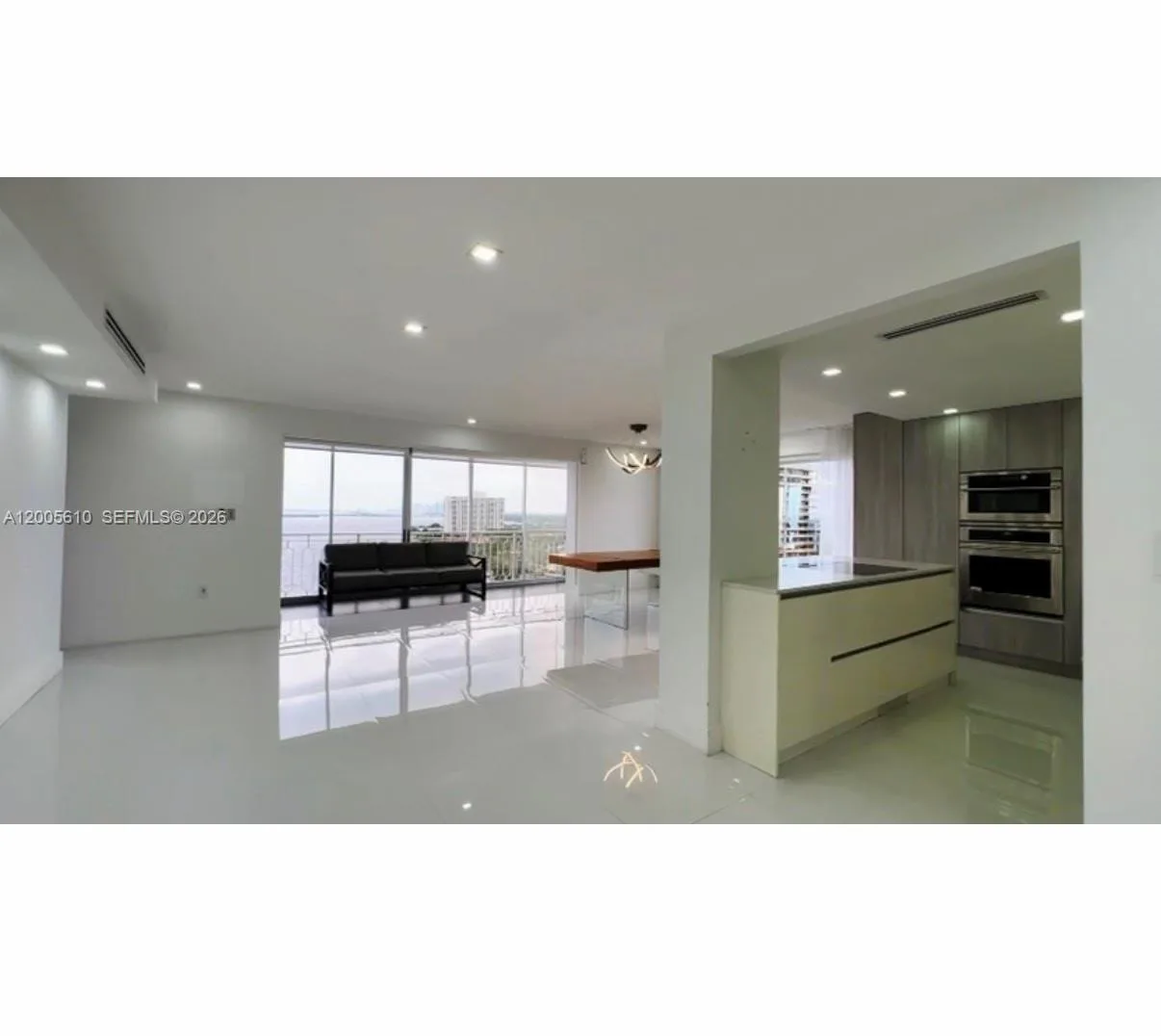 11111 biscayne blvd # 1815, Miami, FL 33181 photo 3