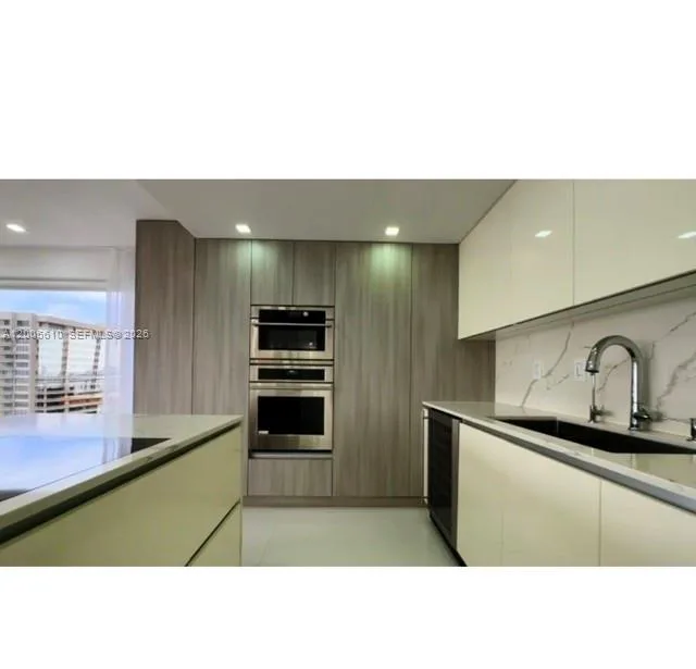 11111 biscayne blvd # 1815, Miami, FL 33181 photo 4
