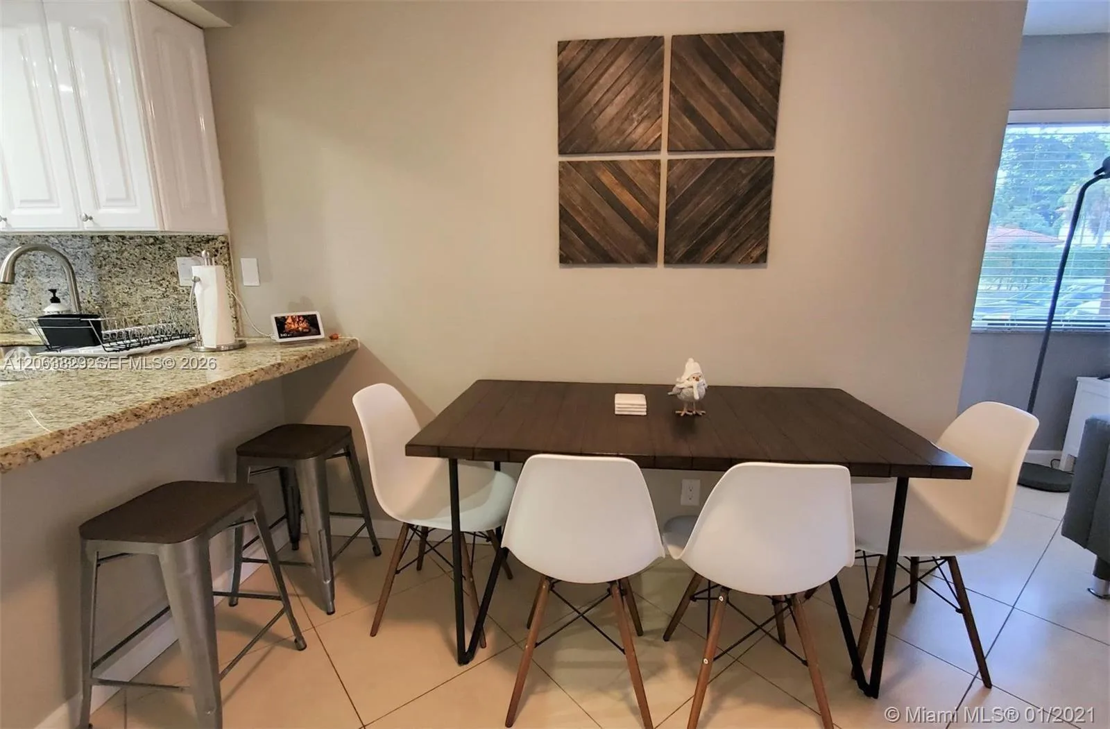 40 Wimbledon Lake Dr # 216, Plantation, FL 33324 photo 5