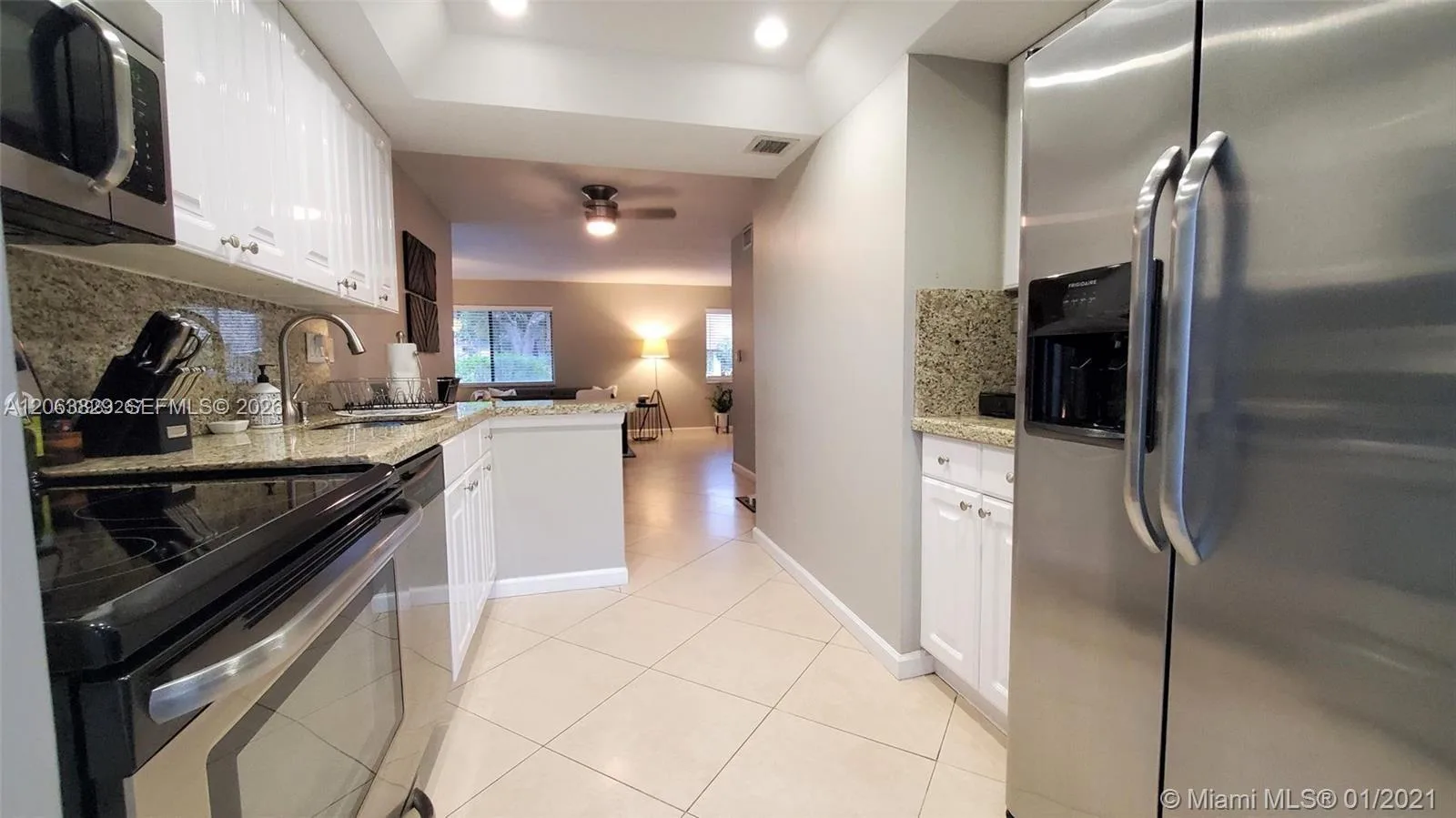 40 Wimbledon Lake Dr # 216, Plantation, FL 33324 photo 8