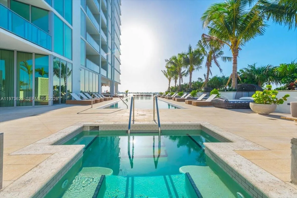 2900 NE 7th Ave # 3004, Miami, FL 33137 photo 2