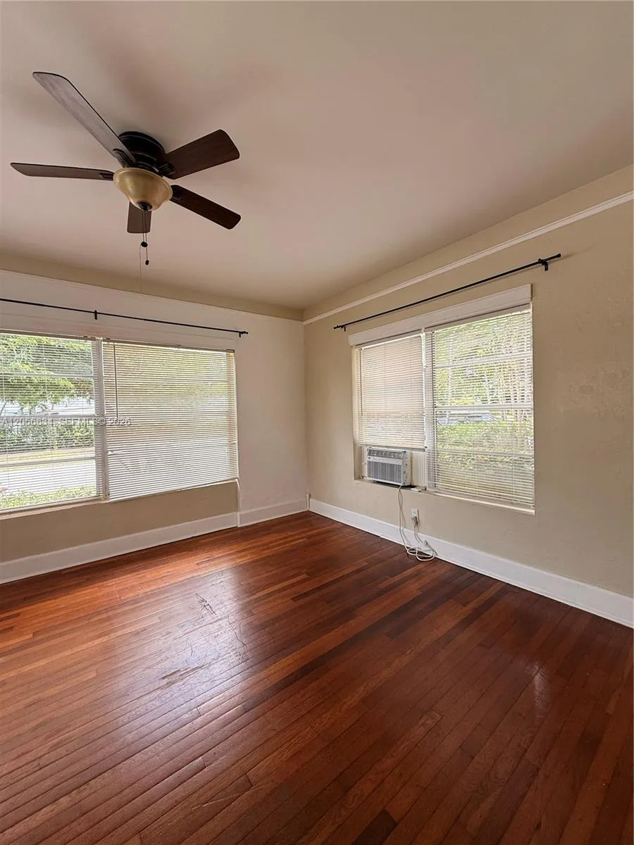 670 W 46th St # 5, Miami Beach, FL 33140 photo 4