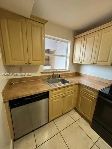 4331 W 11th Ln # 65, Hialeah, FL 33012 photo 2