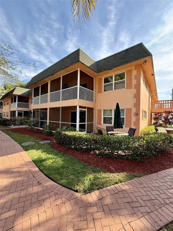 760 SE 2nd Avenue # D112, Deerfield Beach, FL 33441