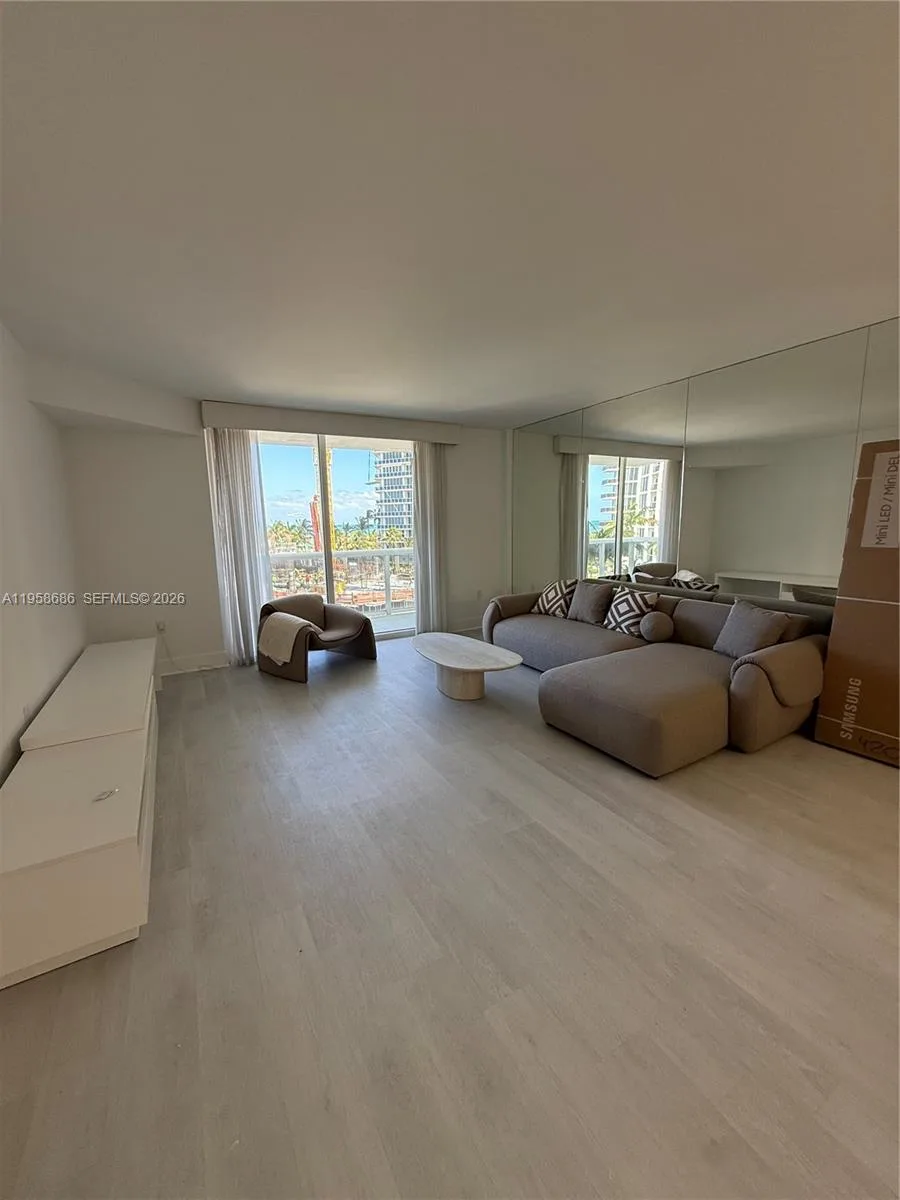 10275 Collins Ave # 420, Bal Harbour, FL 33154
