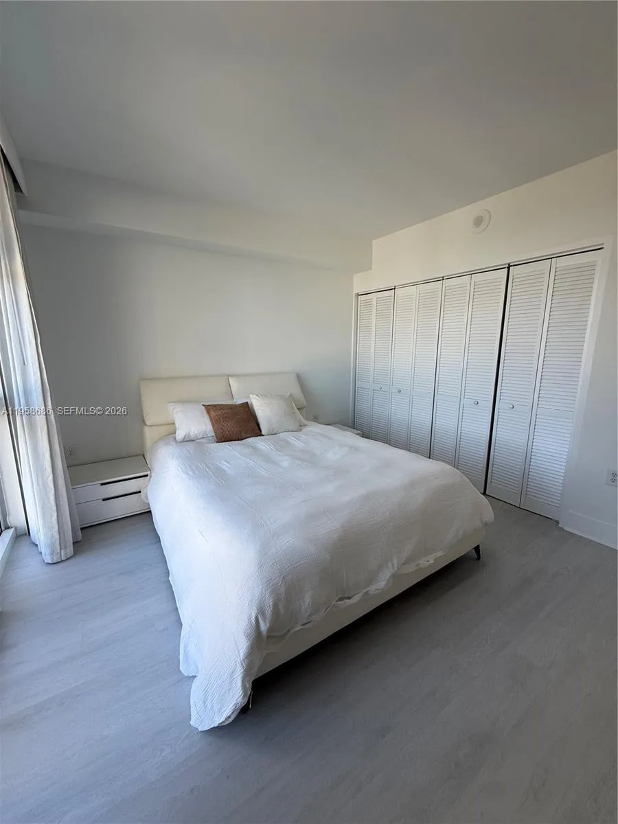10275 Collins Ave # 420, Bal Harbour, FL 33154 photo 8