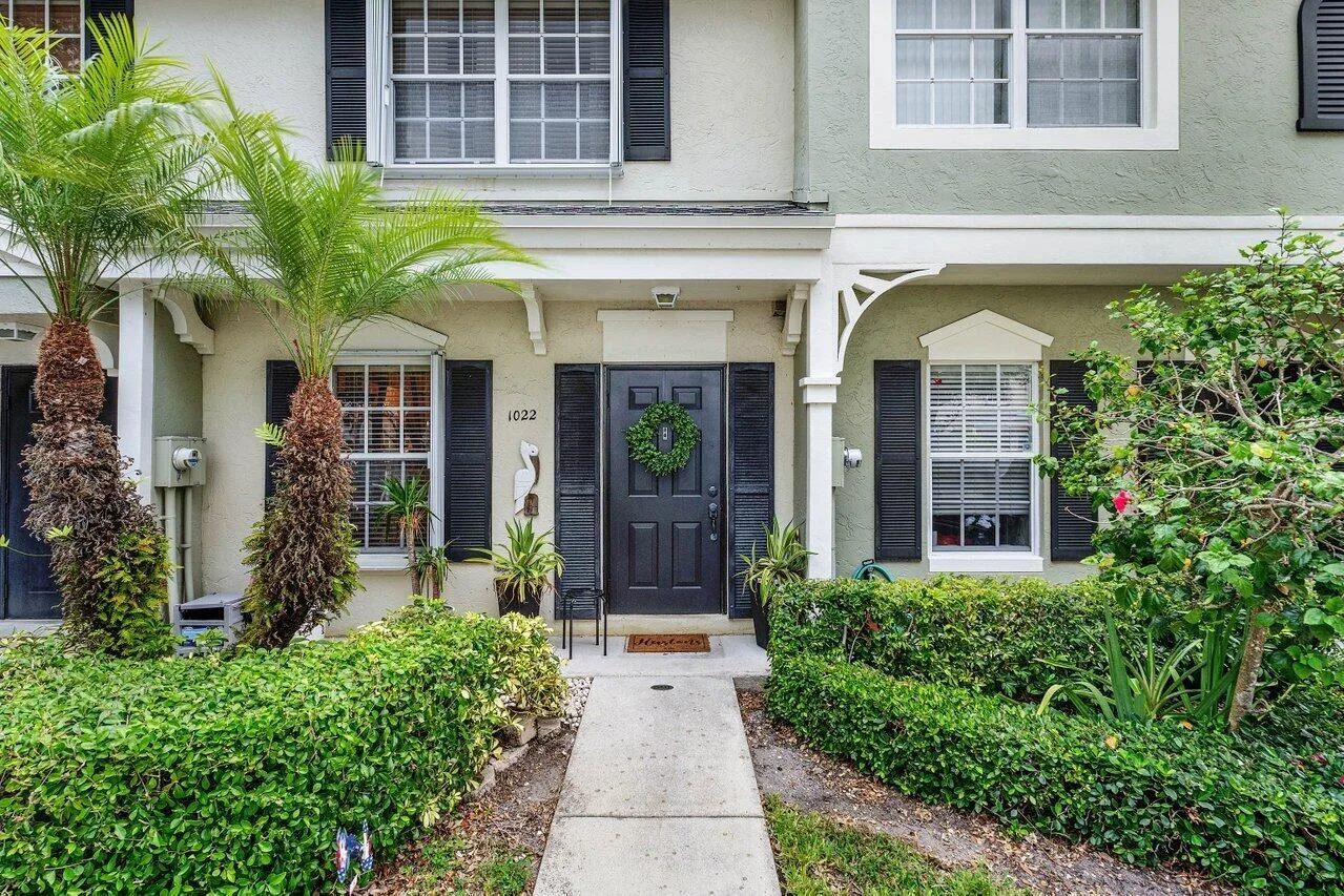 1022 Kokomo Key Lane, Delray Beach, FL 33483