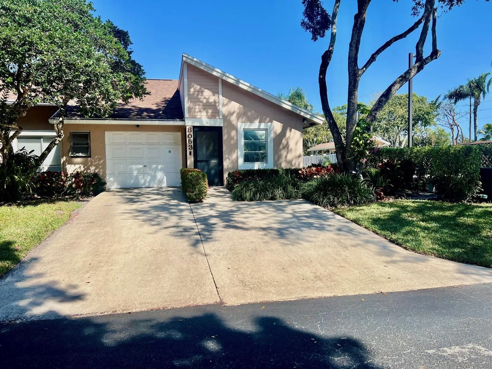 8053 Springtree Road # 8053, Boca Raton, FL 33496