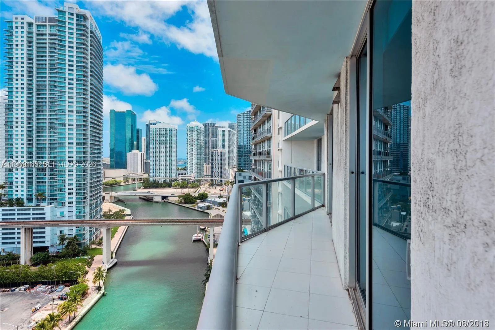 185 SW 7th St # 2005, Miami, FL 33130