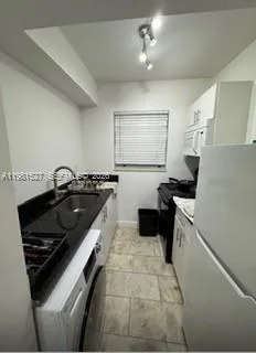 1526 Pennsylvania Ave # 15, Miami Beach, FL 33139 photo 5