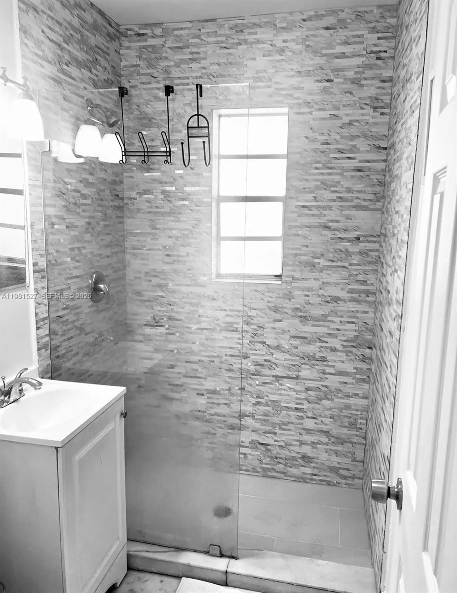 1526 Pennsylvania Ave # 15, Miami Beach, FL 33139 photo 6
