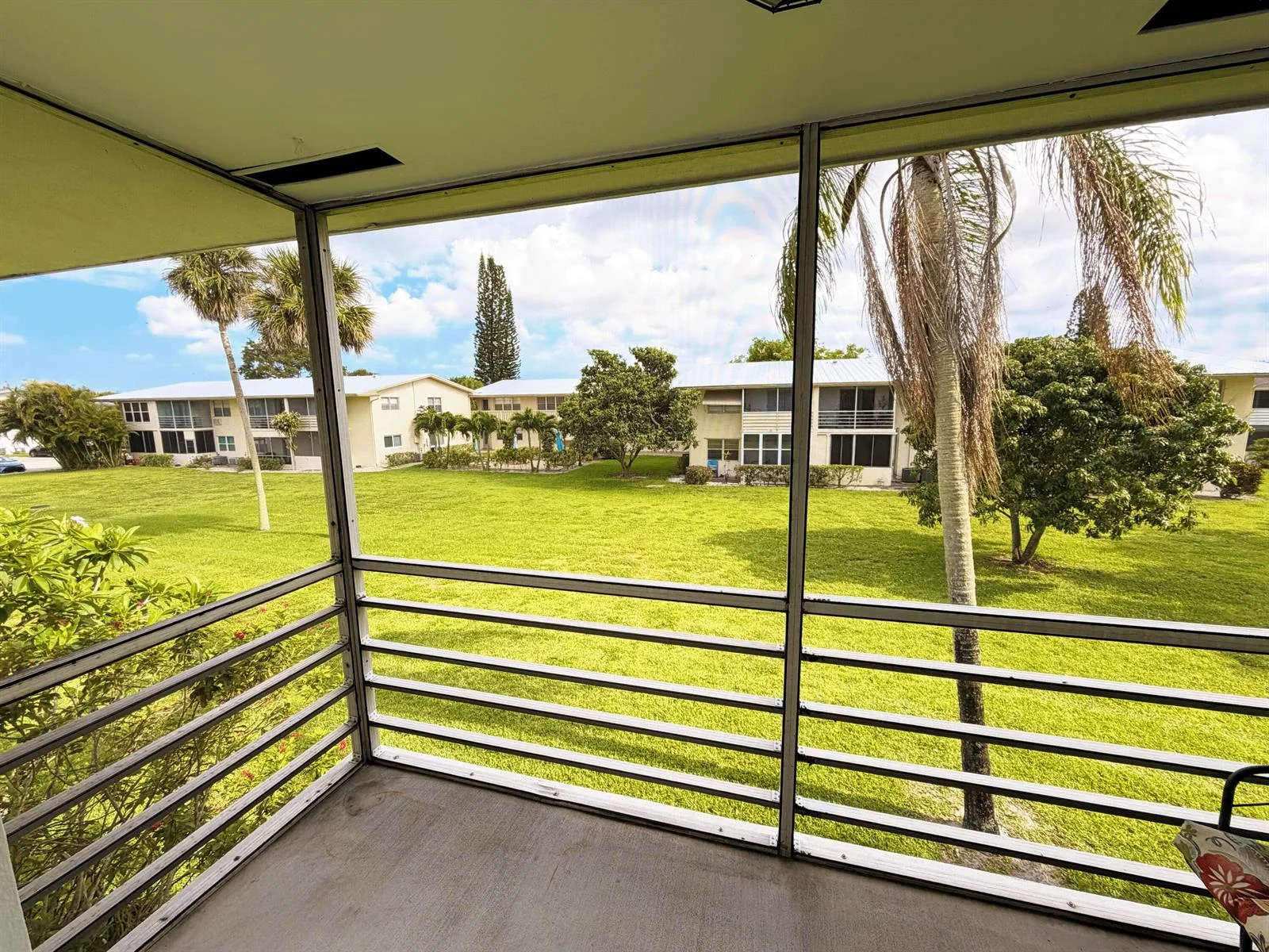 136 Coventry F, West Palm Beach, FL 33417 photo 6
