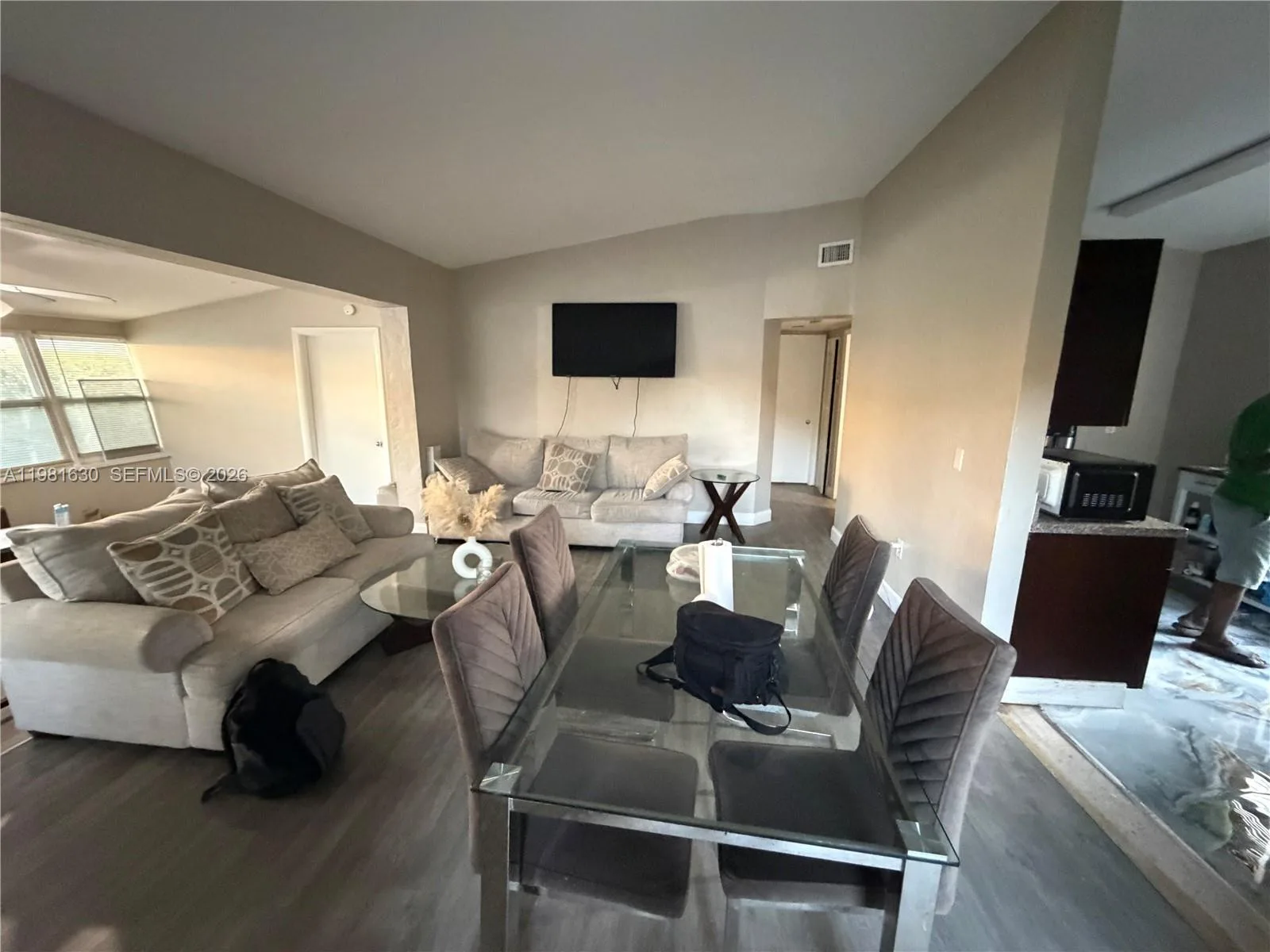 354 NE 173rd St, North Miami Beach, FL 33162 photo 12