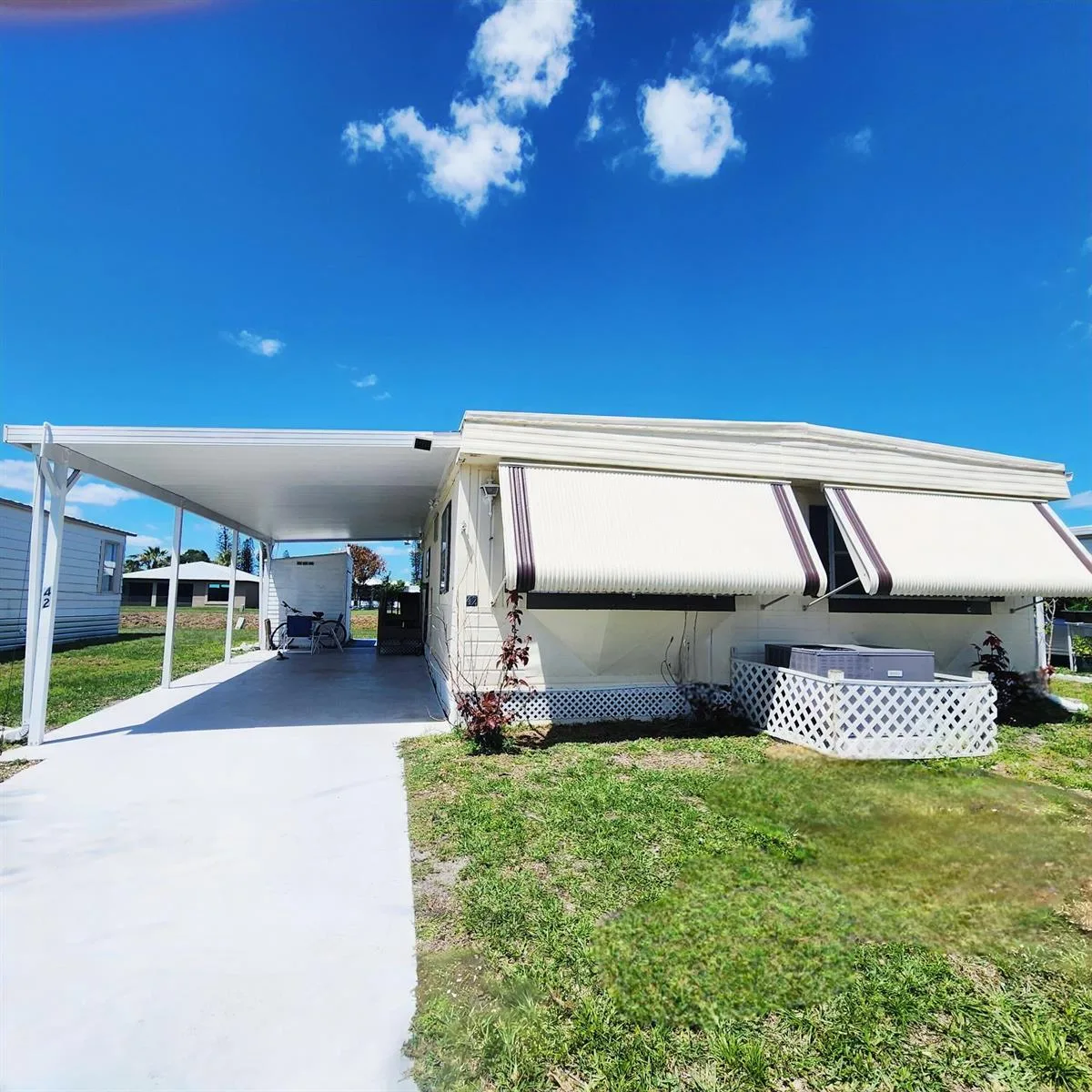 42 SE Spanish Way, Port St. Lucie, FL 34952 photo 2