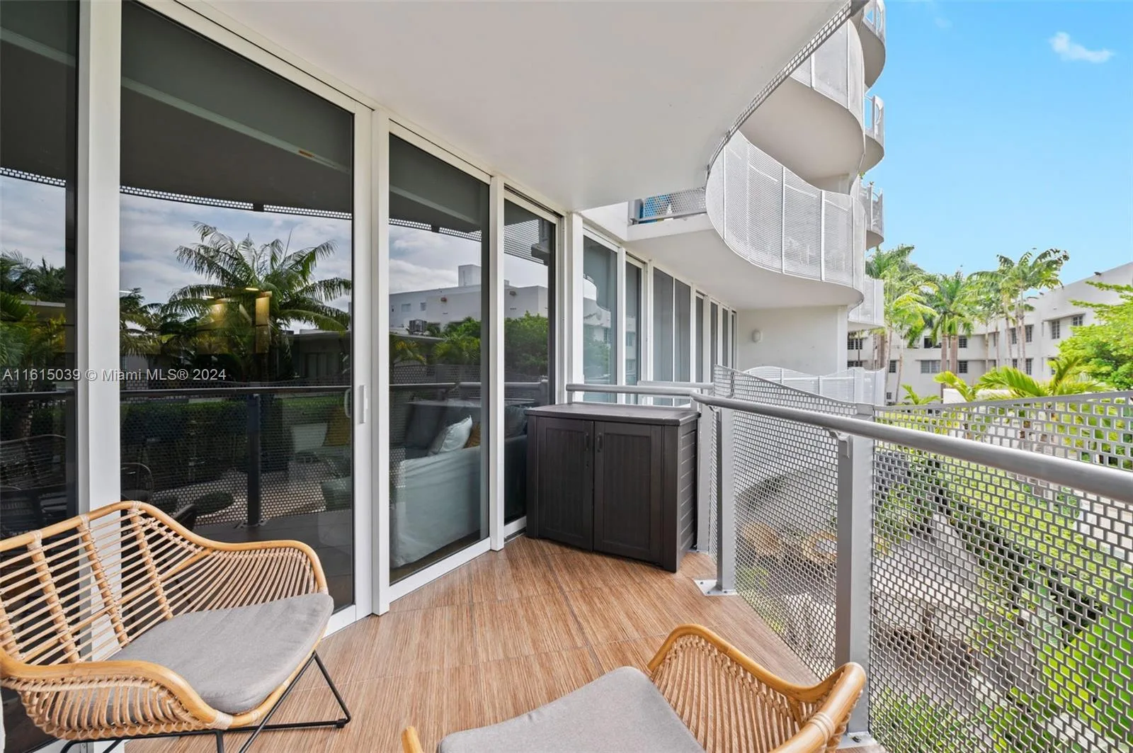 2155 Washington Ct # 206, Miami Beach, FL 33139 photo 11