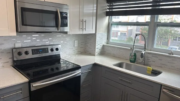 2251 NW 41st Avenue # 210, Lauderhill, FL 33313