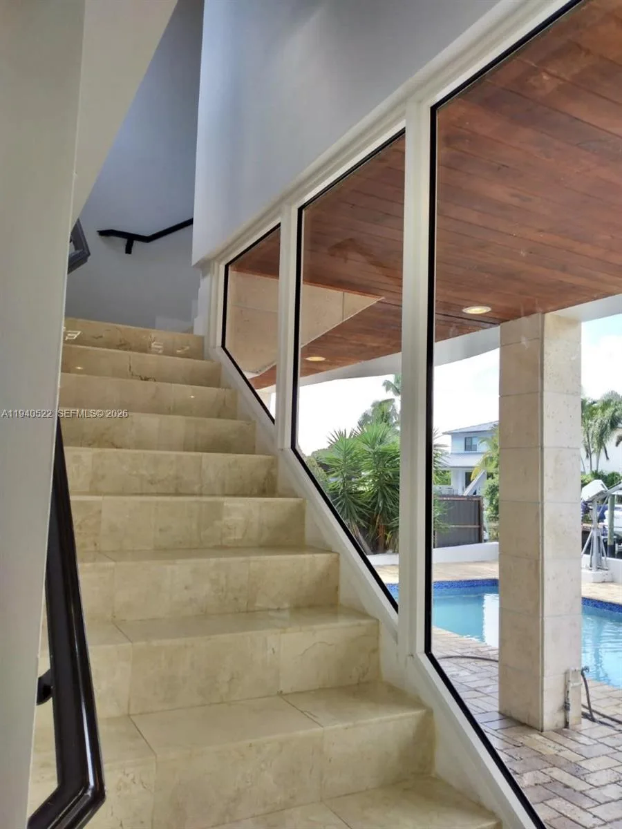 13240 Ortega Ln, North Miami, FL 33181 photo 11