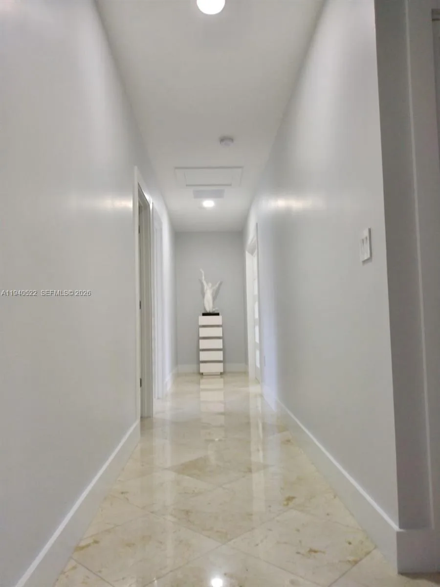 13240 Ortega Ln, North Miami, FL 33181 photo 12