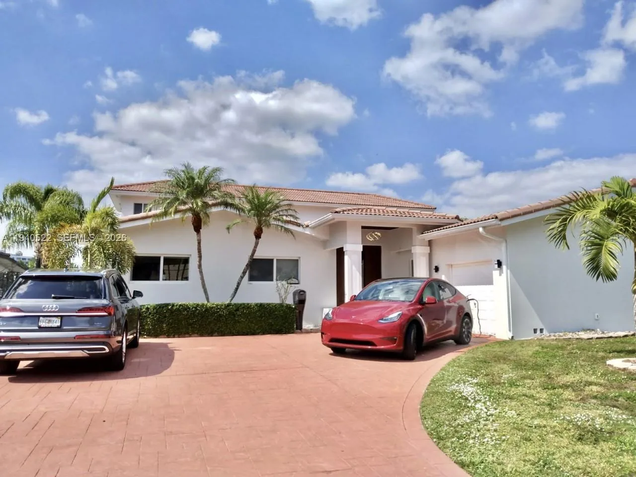 13240 Ortega Ln, North Miami, FL 33181 photo 4