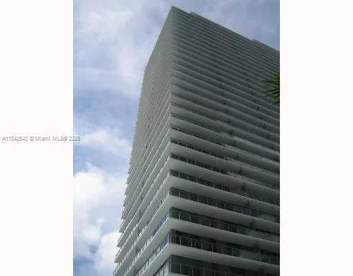 79 SW 12th St # 1909-S + DEN, Miami, FL 33130